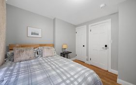 Easy Commute South Boston 4Br 1Bh Apt